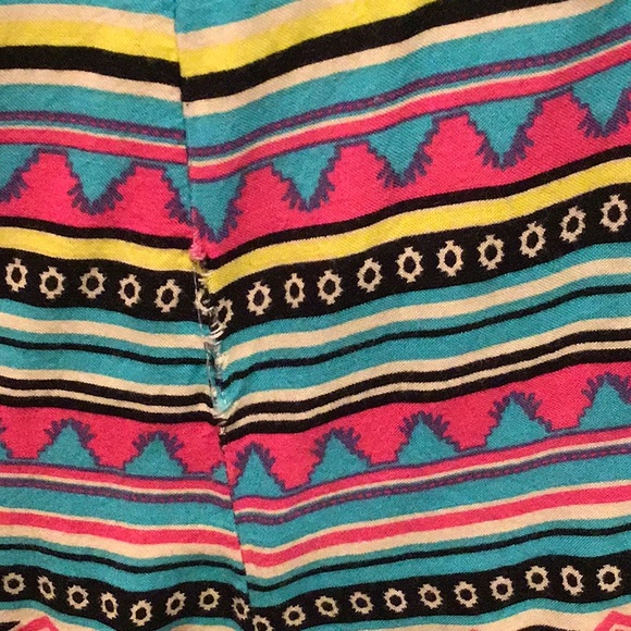 Romper - Picture 2 of 4